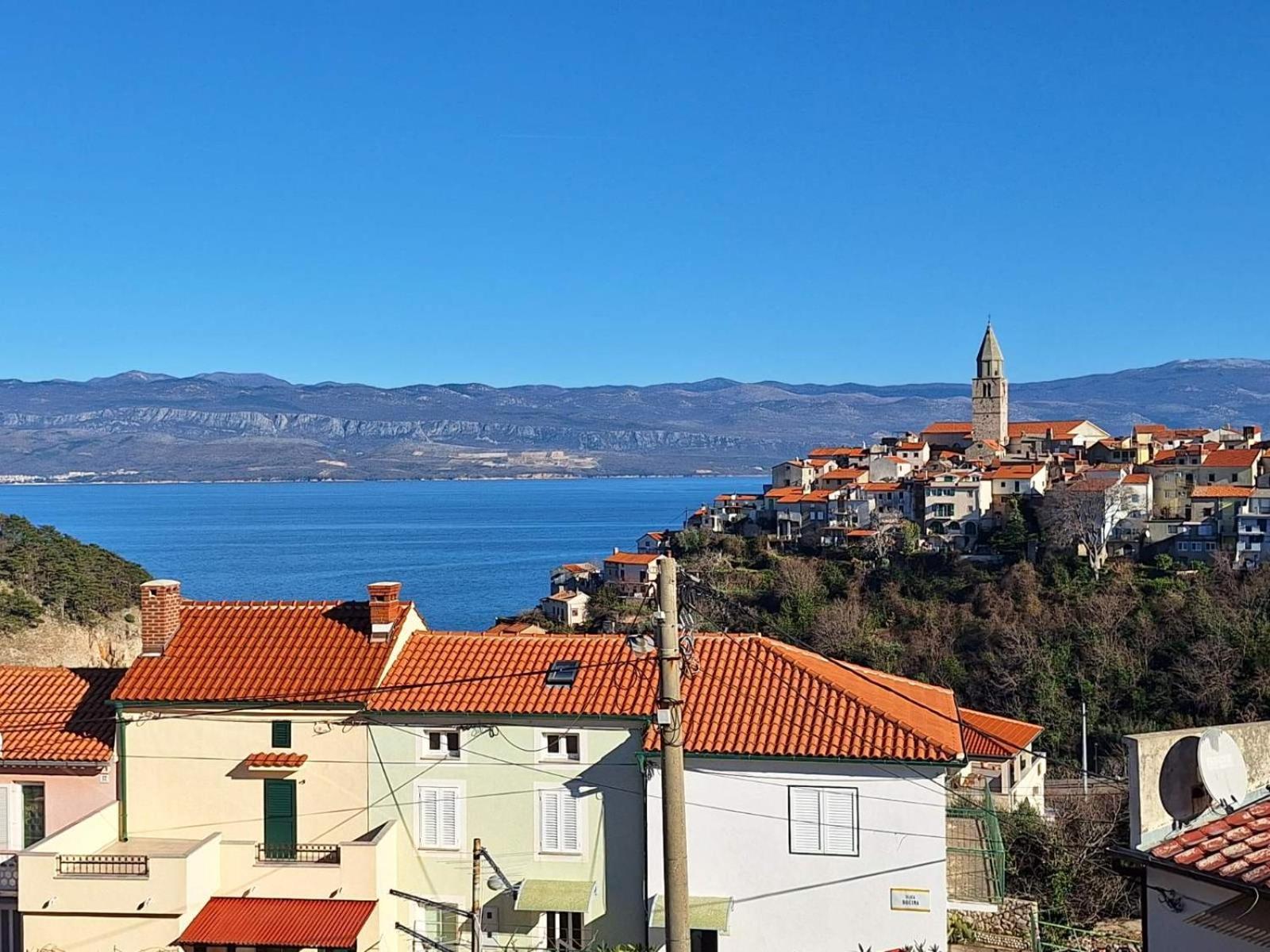 Apartmani Marin1 Vrbnik Exterior foto
